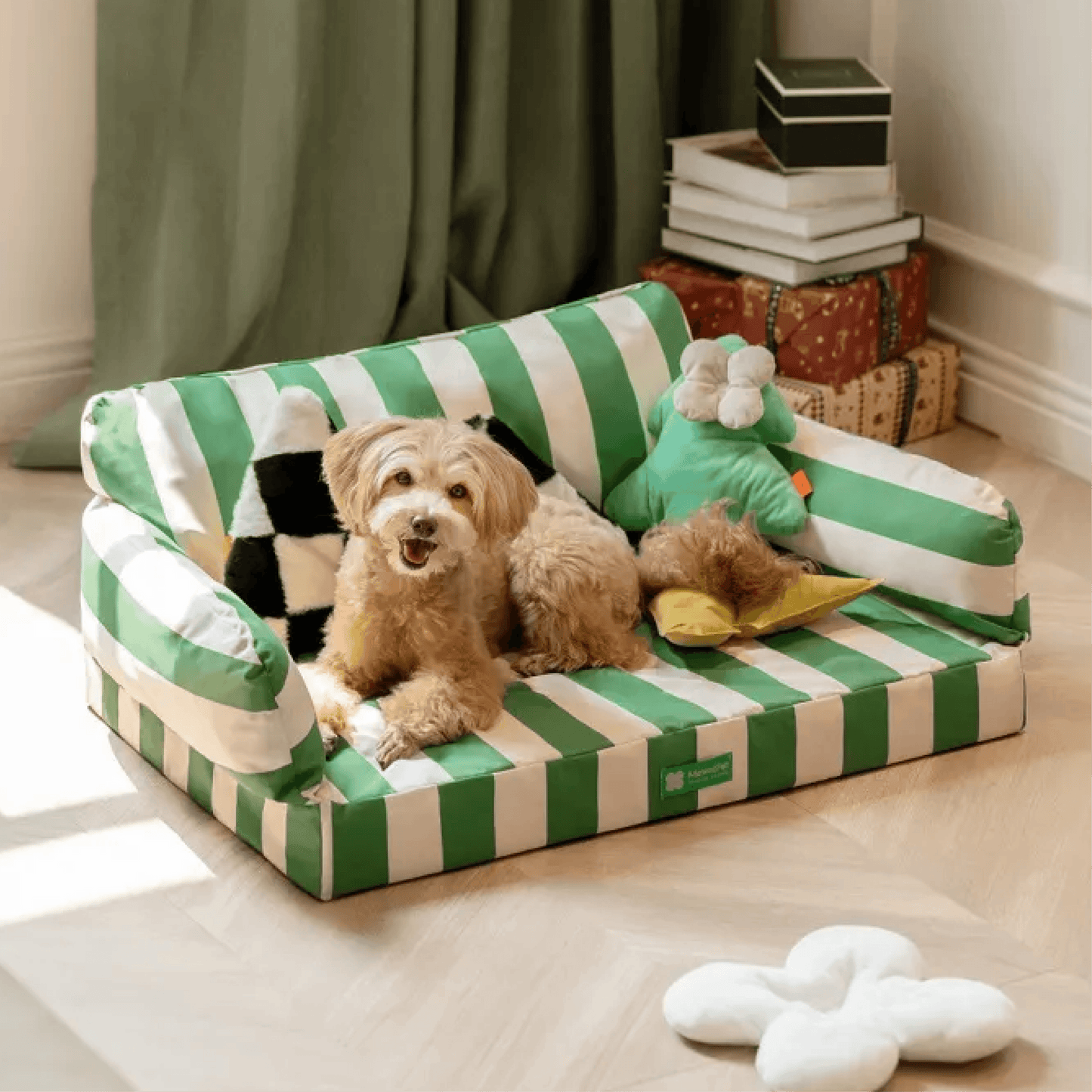 Experience the epitome of pet comfort with Mewoo's Mossy Green Waterproof Pet Bed. Explore our premium selection of pet beds designed for dogs and cats. Elevate their relaxation with this stylish and waterproof bed, ensuring a cozy retreat in ultimate comfort and durability.